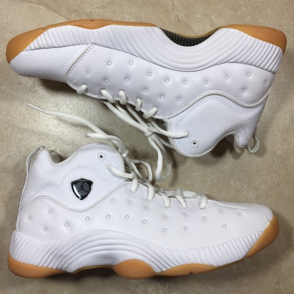 jordan jumpman team 2 white